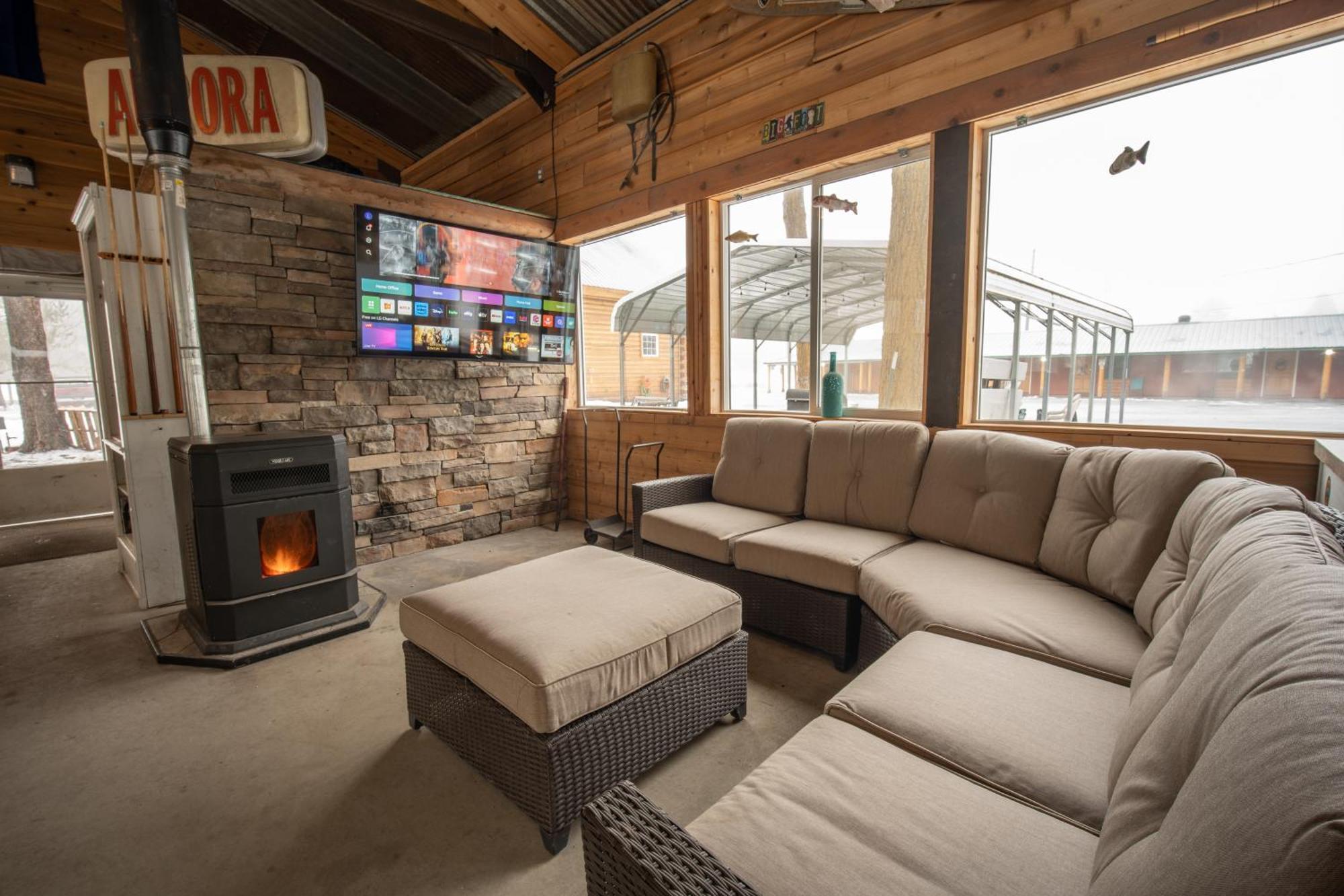 Alpine Lodge Hotel Каскейд Экстерьер фото